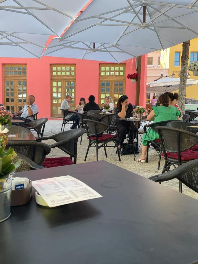 Gaia Acomodação com café da manhã Vlorë Exterior foto