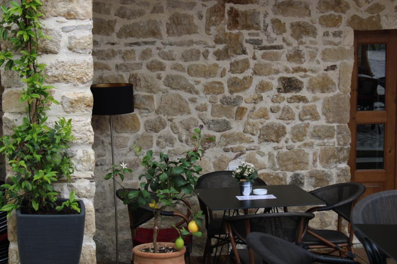 Gaia Acomodação com café da manhã Vlorë Exterior foto