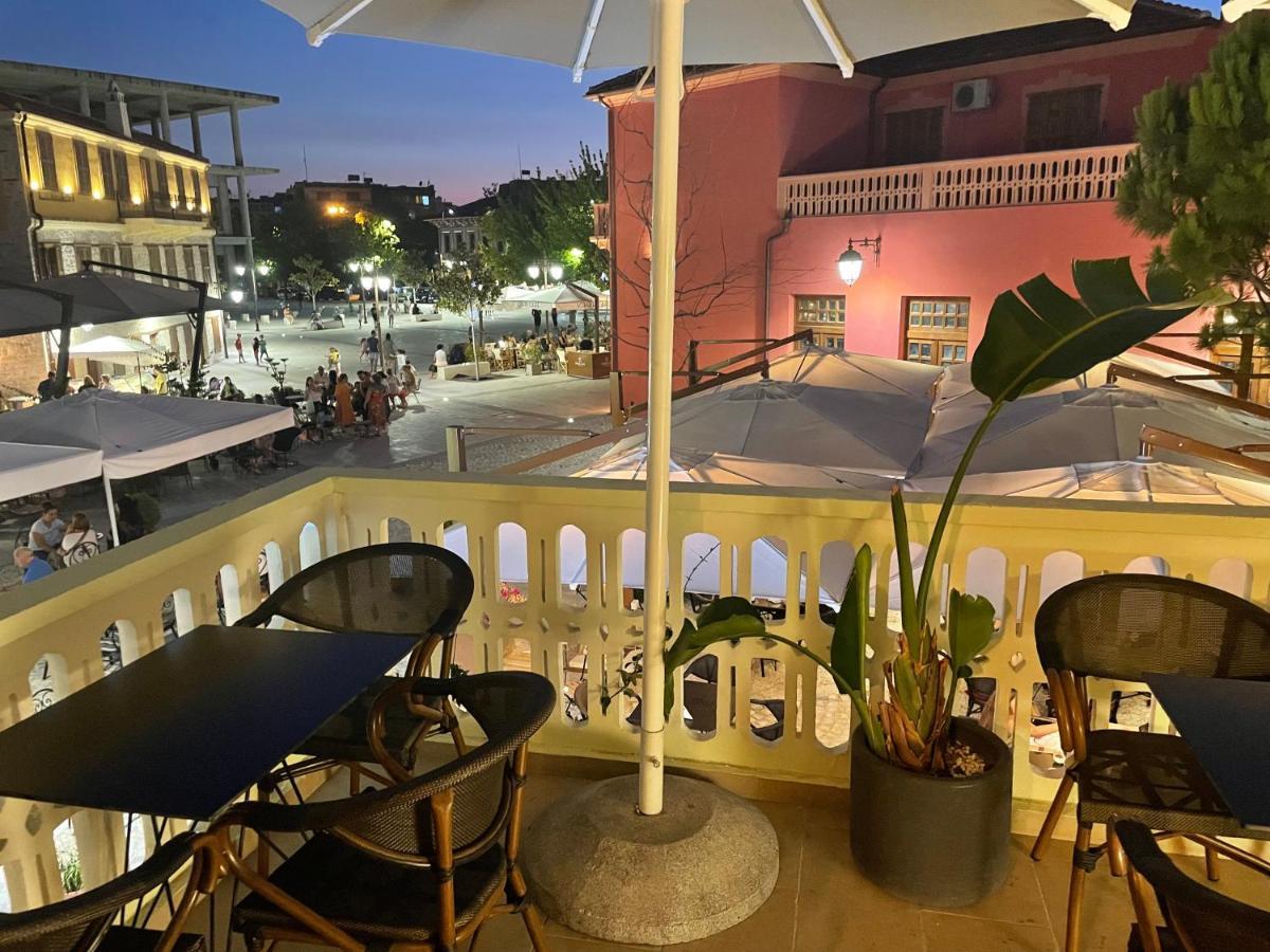 Gaia Acomodação com café da manhã Vlorë Exterior foto
