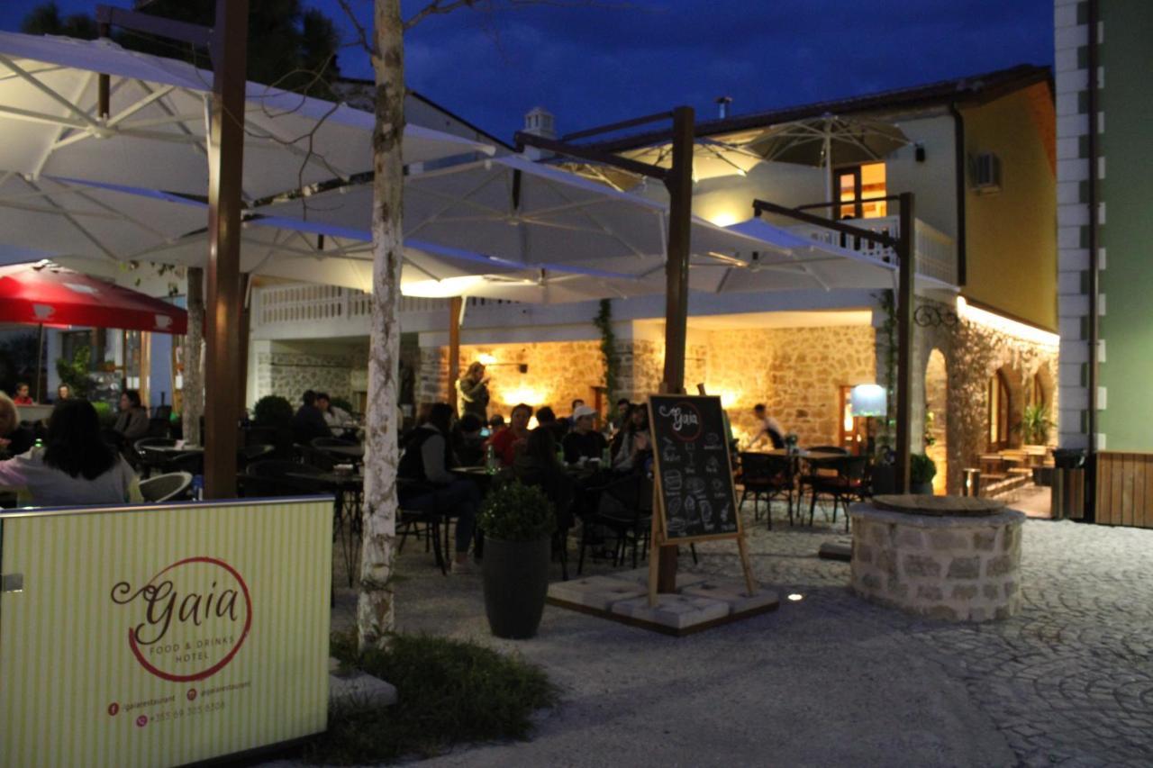 Gaia Acomodação com café da manhã Vlorë Exterior foto